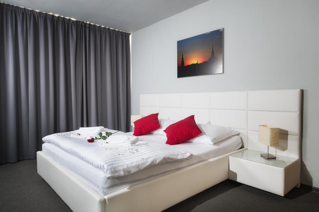 Hotel Atom Třebíč Chambre photo