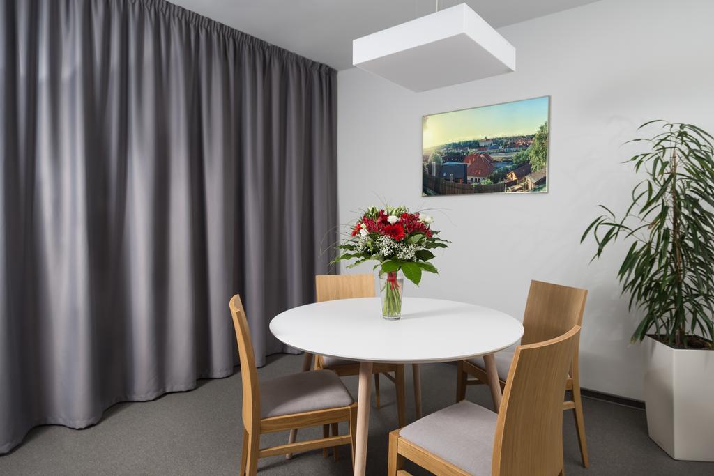 Hotel Atom Třebíč Chambre photo